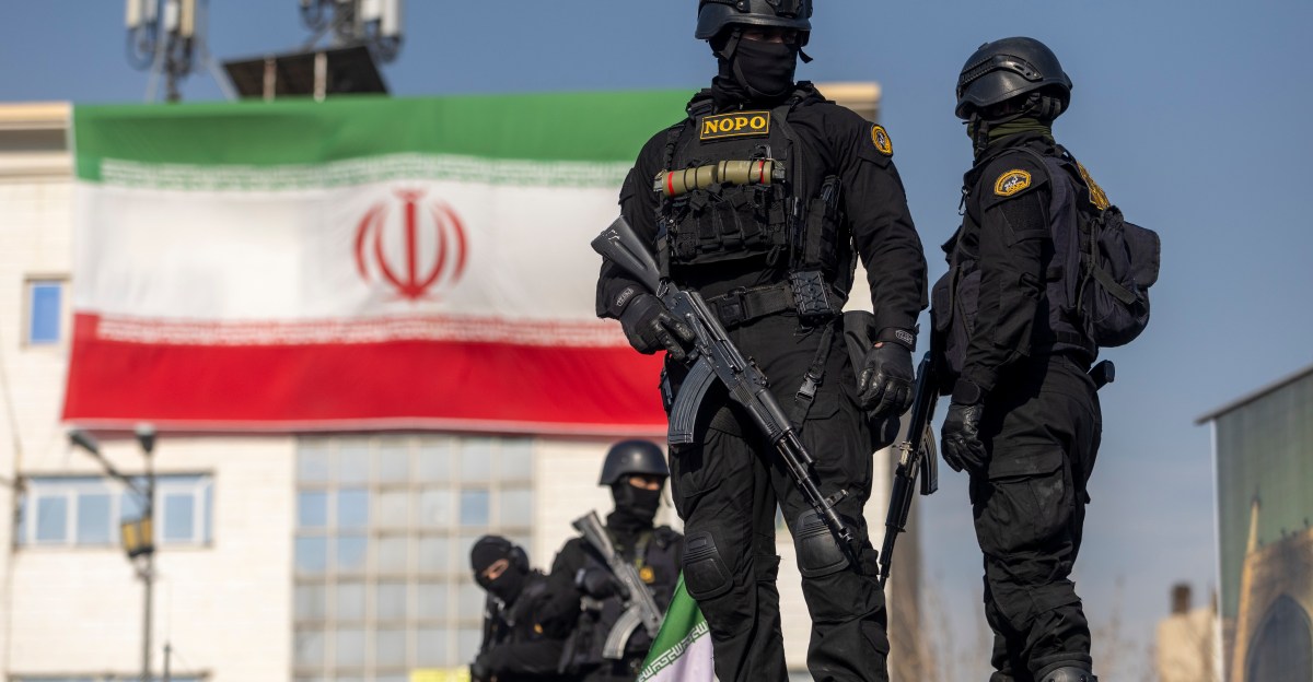 50.000 terminal rahasia Starlink membuat warga Iran tetap terhubung dengan seluruh dunia